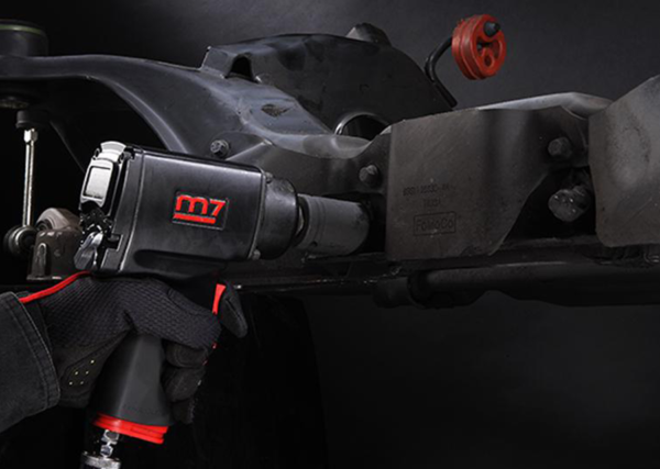 M7 - Clé à chocs 3/4" double marteau 1627Nm