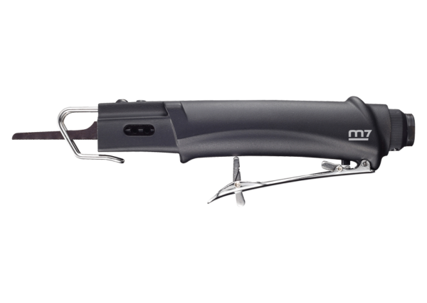 QD321 SCIE SABRE DROITE Sortie d'air conçue pour réduire les vibrations de 30 %. Course longue permettant d'optimiser l'efficacité du travail de 20 %.